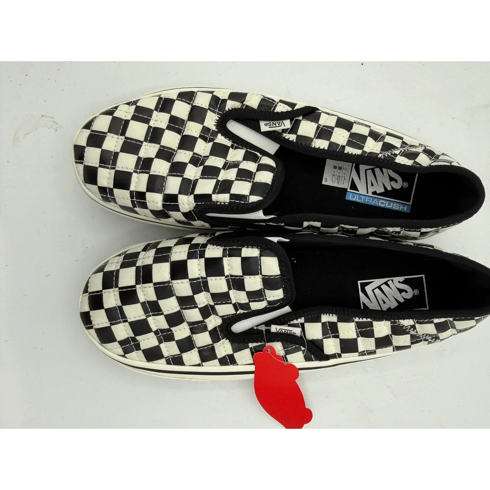 Vans Slip-Er 2 Checkerboard Black White Quilted Slip On Shoes Men 8 Women 10